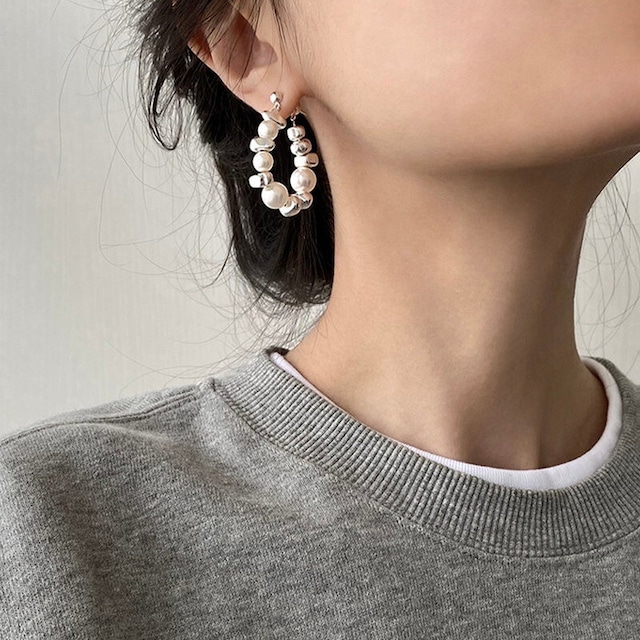 silver and pearl pierce 10951