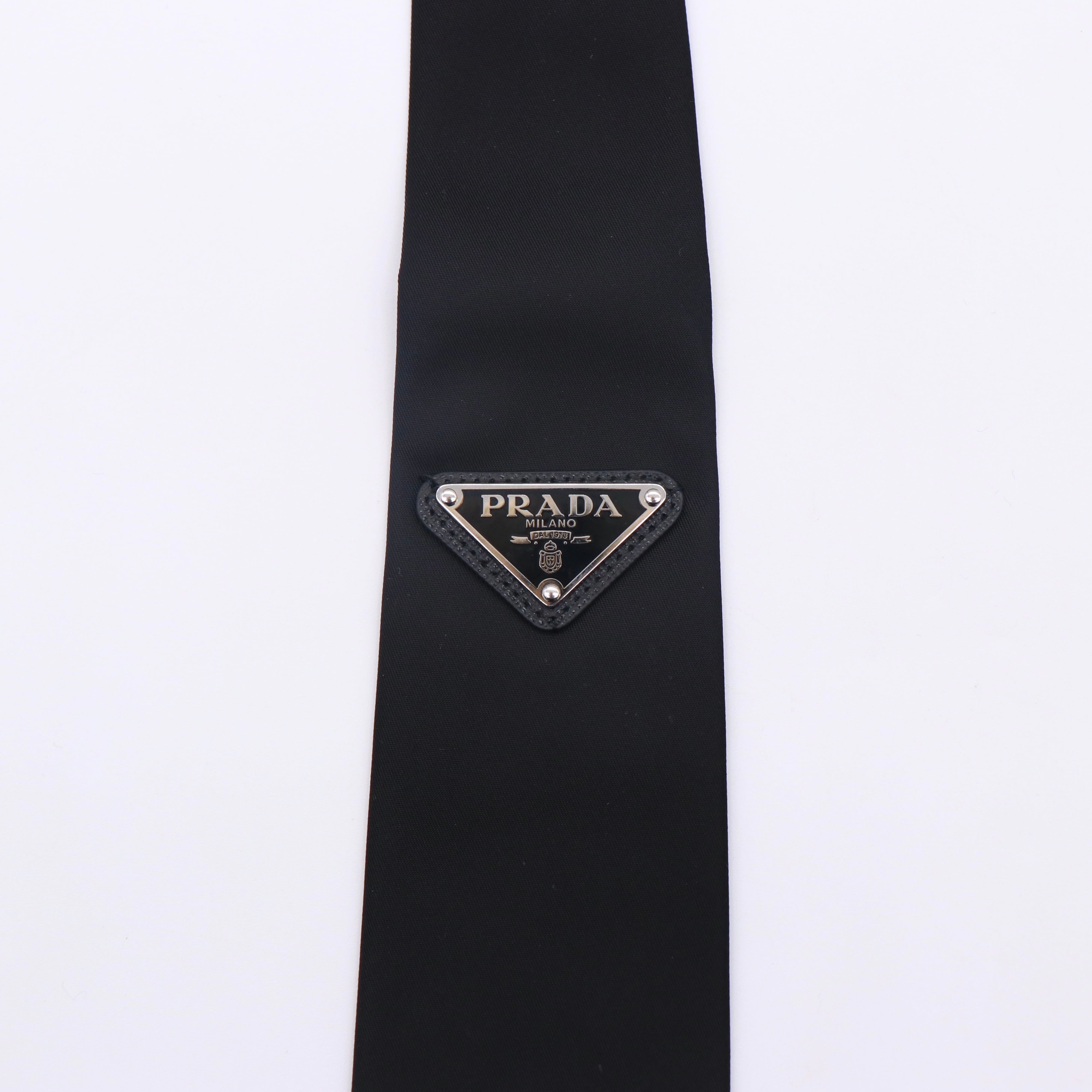 プラダPRADA トライアングルロゴ　ネクタイ　黒 PRADA トライアングルロゴ ネクタイ ナイロン ブラック プラダ | 2122TOKYO