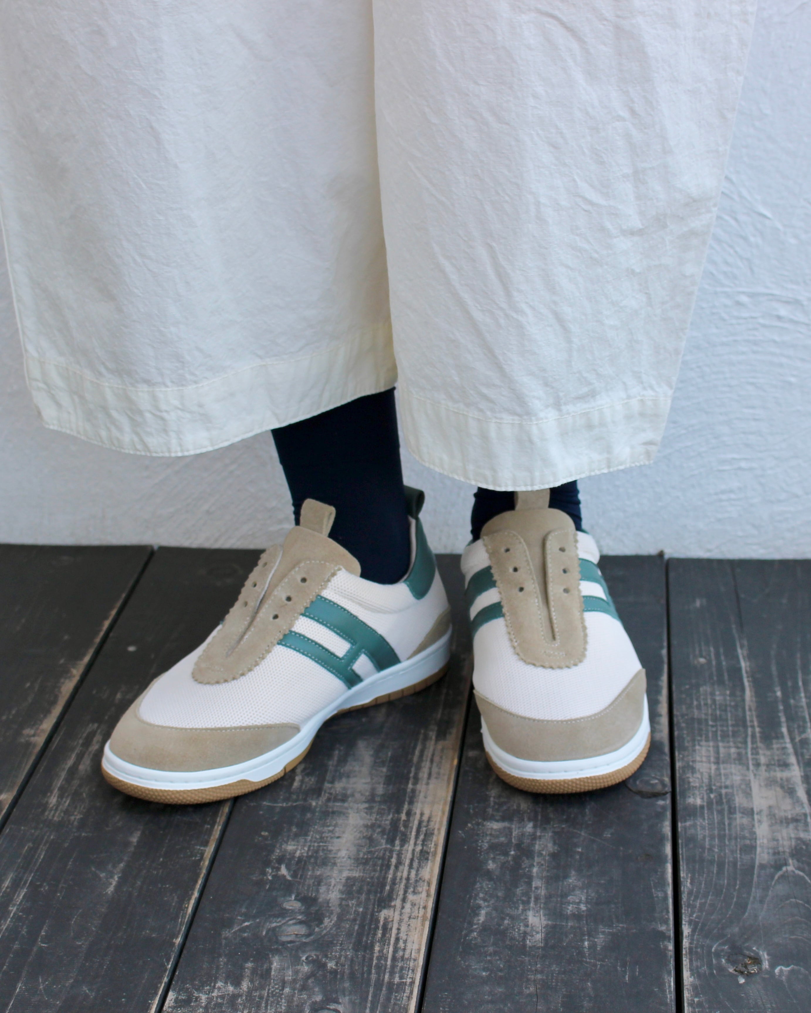 KEIHayamaPLUS/slip-on sneaker
