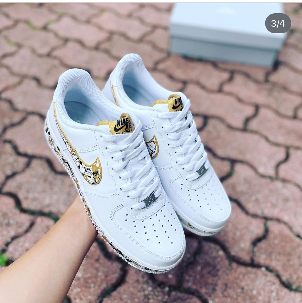 スニーカーペイント | 株式会社寿輝