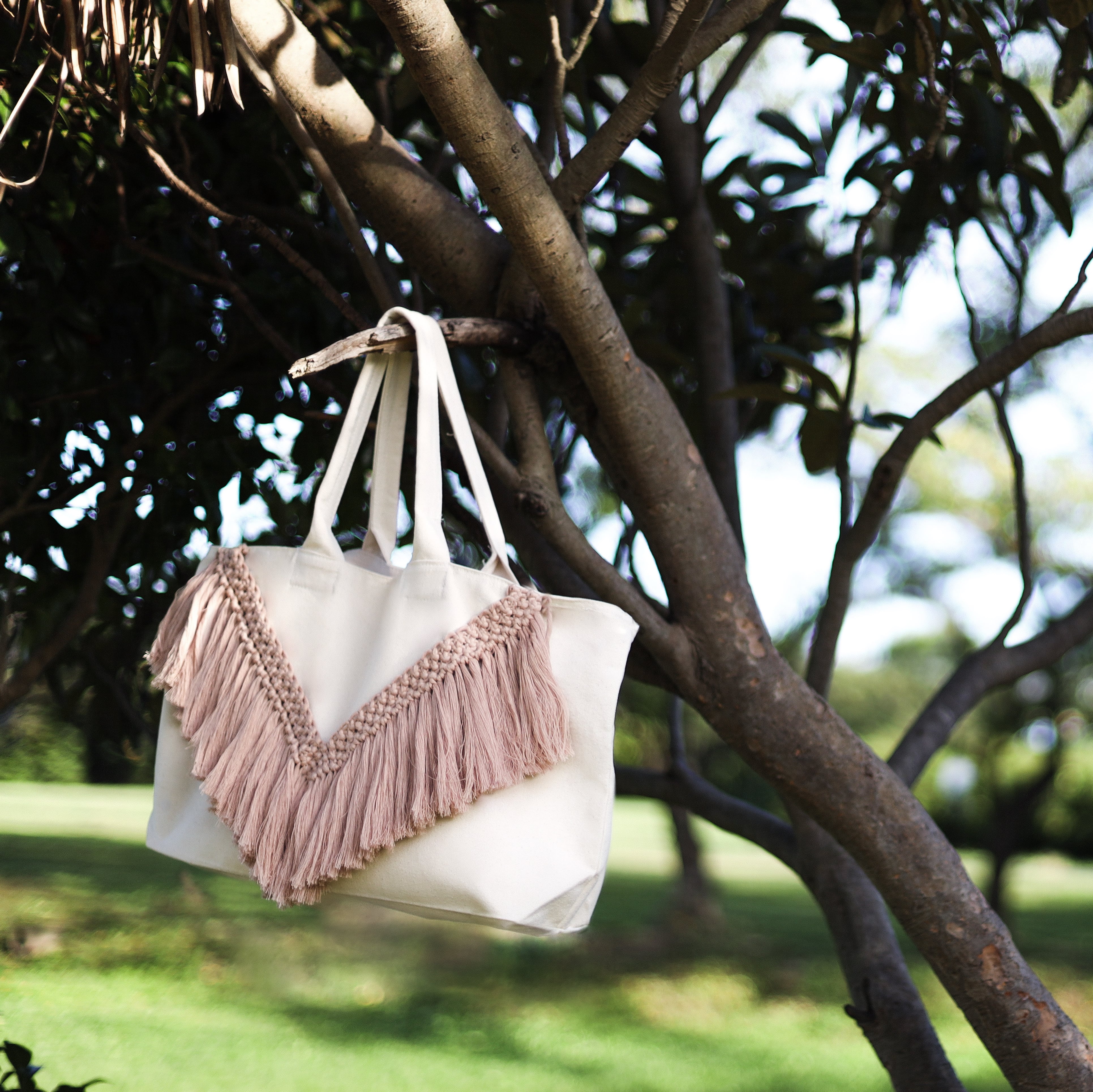 Macrame V Fringe Bag L | Sfeemy （スフィーミー）