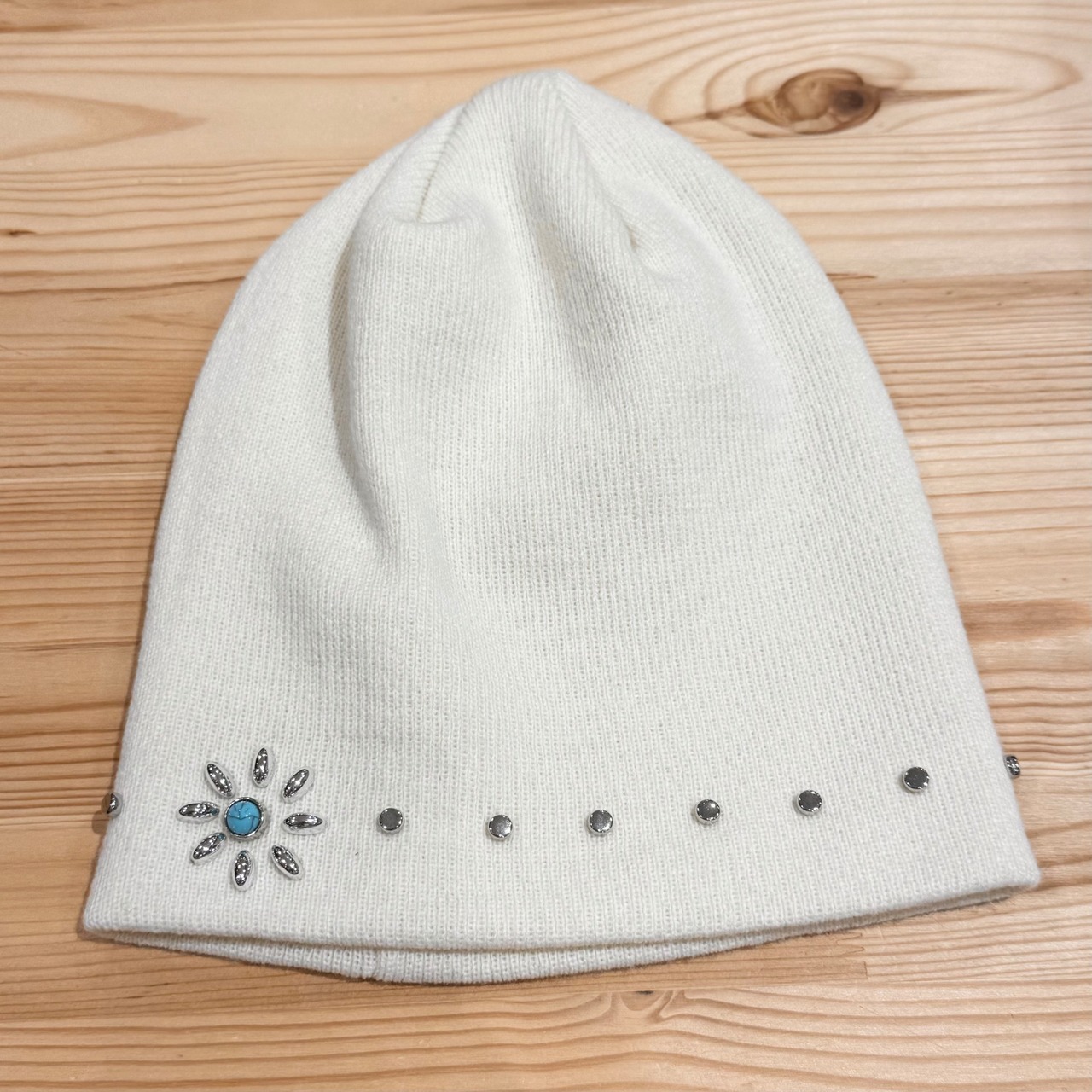 NEW ERA BASIC BEANIE STUDS OSFM 2種