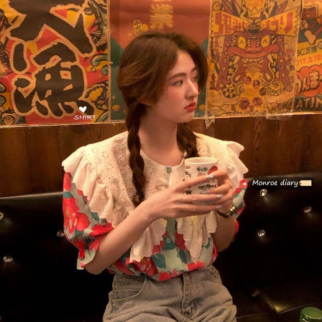 フローラルルーズシャツ サマーカラートップス 大人ガーリー スウィート キュート カジュアル 夏物 花柄 モンロー43092964730