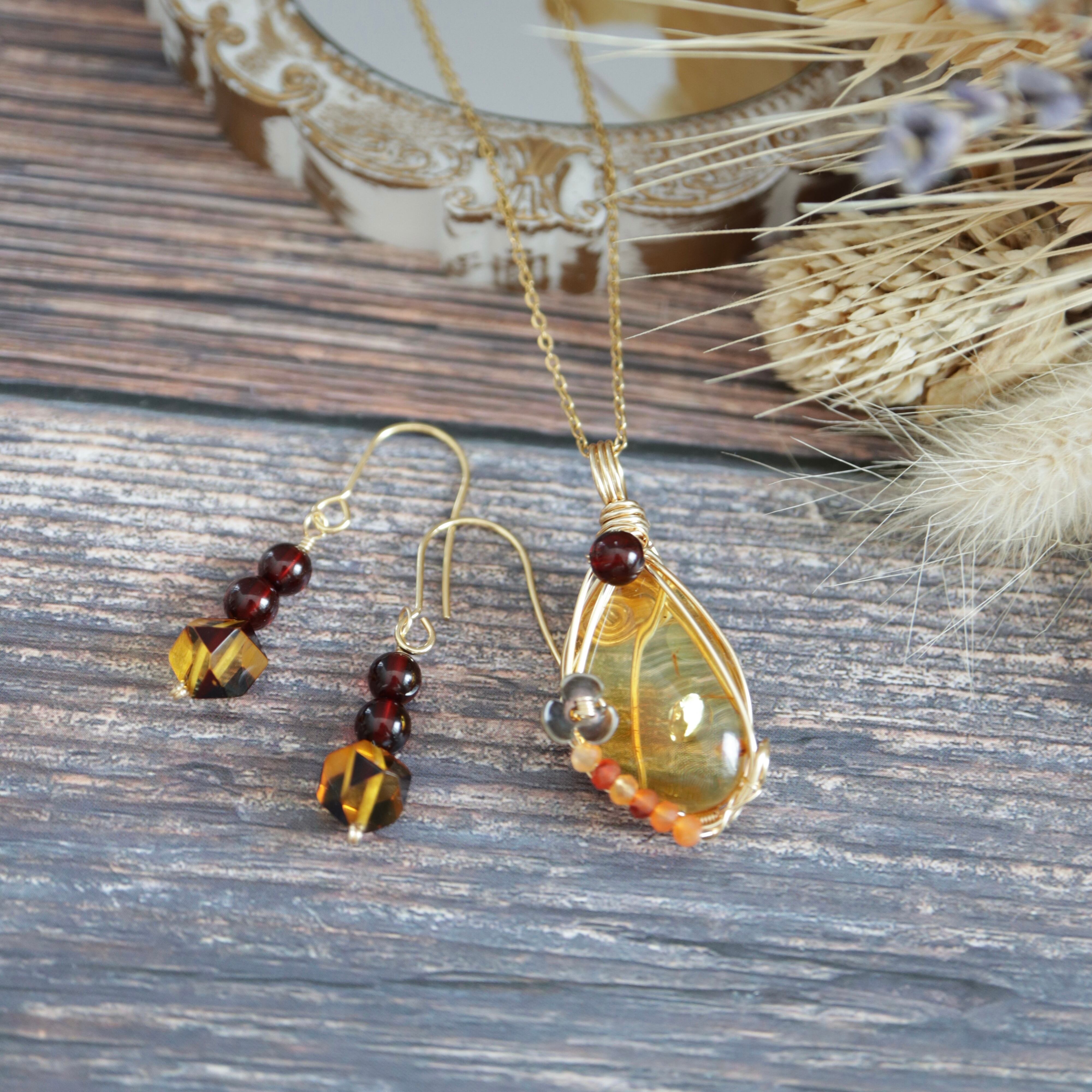 【1点もの】琥珀セット《黄金の調べ》|ネックレス&ピアス(イヤリング)/天然石アクセサリー