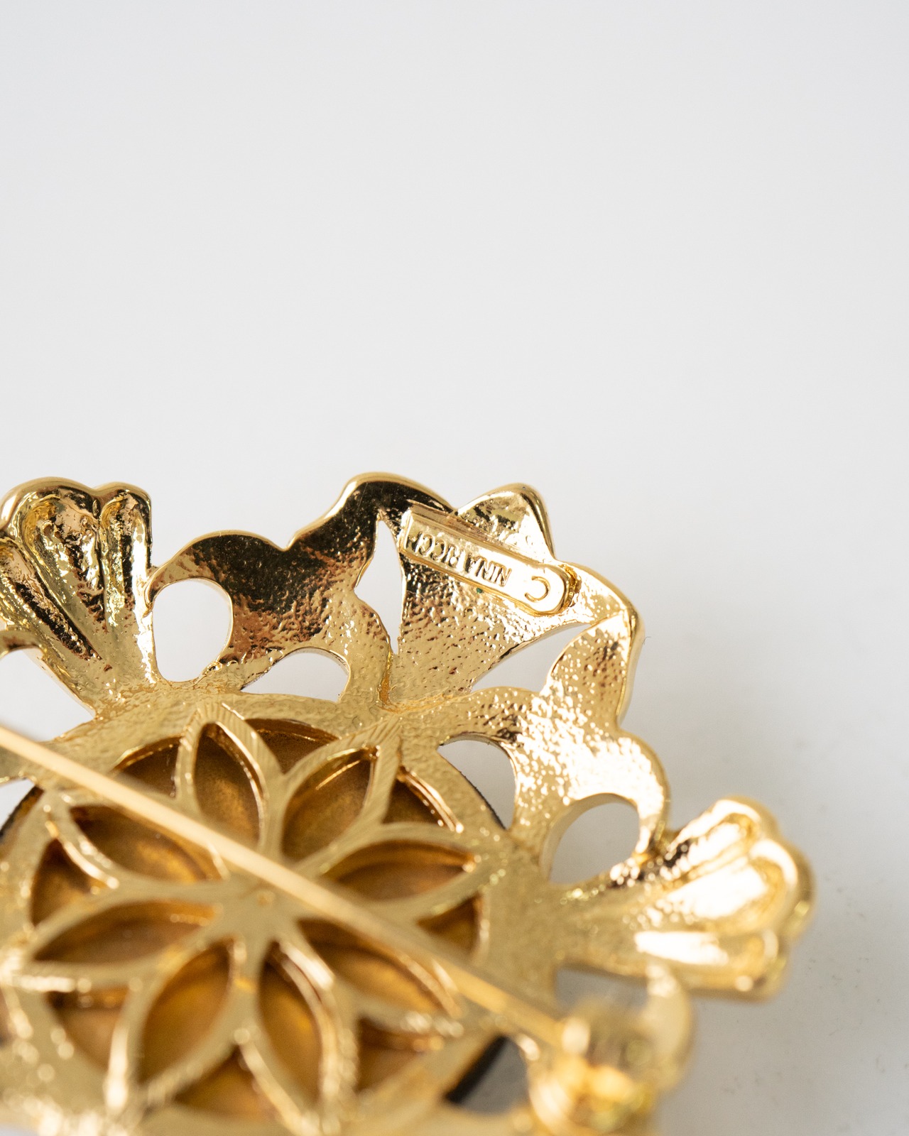 〈NINA RICCI〉Cabochon Brooch 1980s