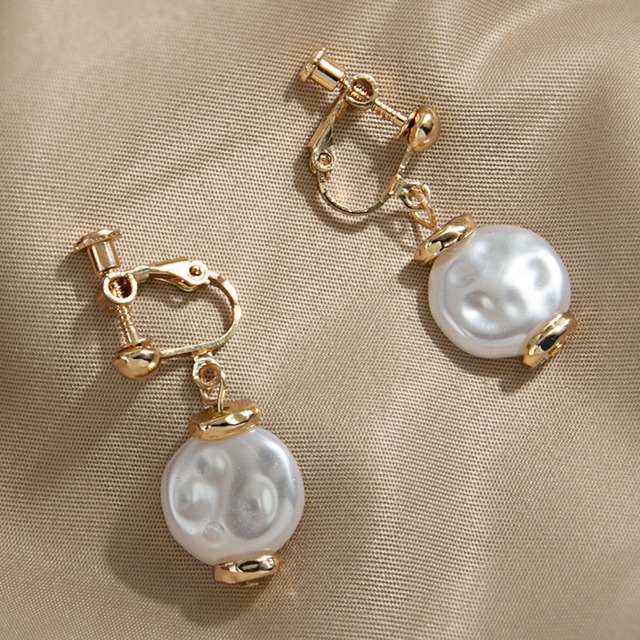 イヤリング　ノンホール　ドロップ　パール　ゴールド　