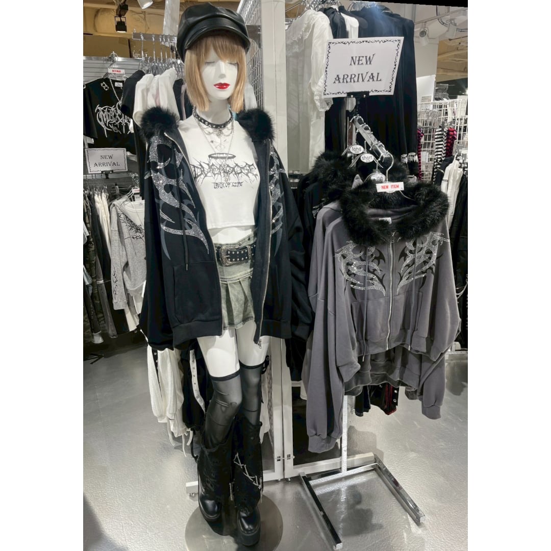 10/24 完売サイズ再入荷！】ラインストーン☆ネコ耳フードファーZIP