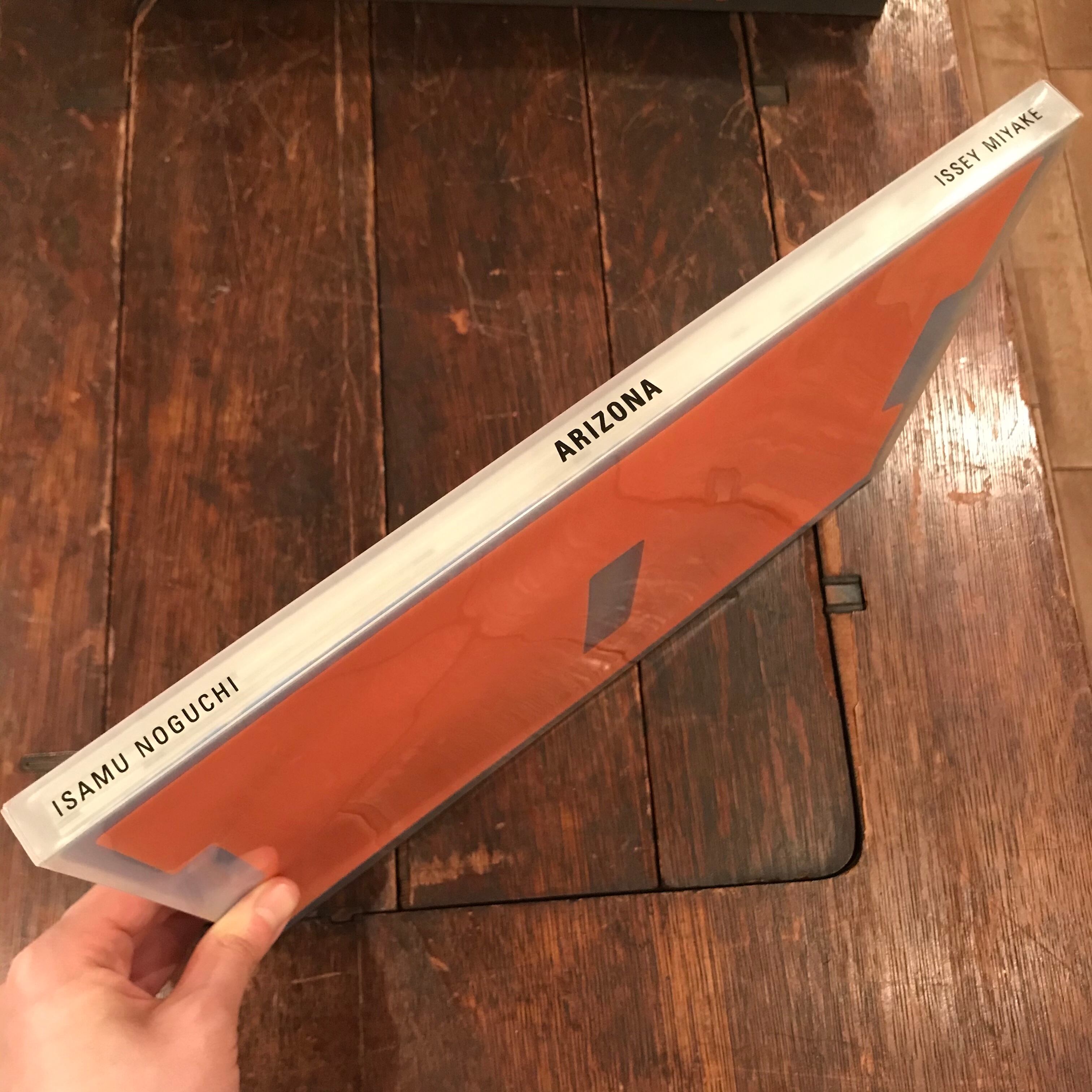 ISSEY MIYAKE ISAMU NOGUCHI ARIZONA | 百年