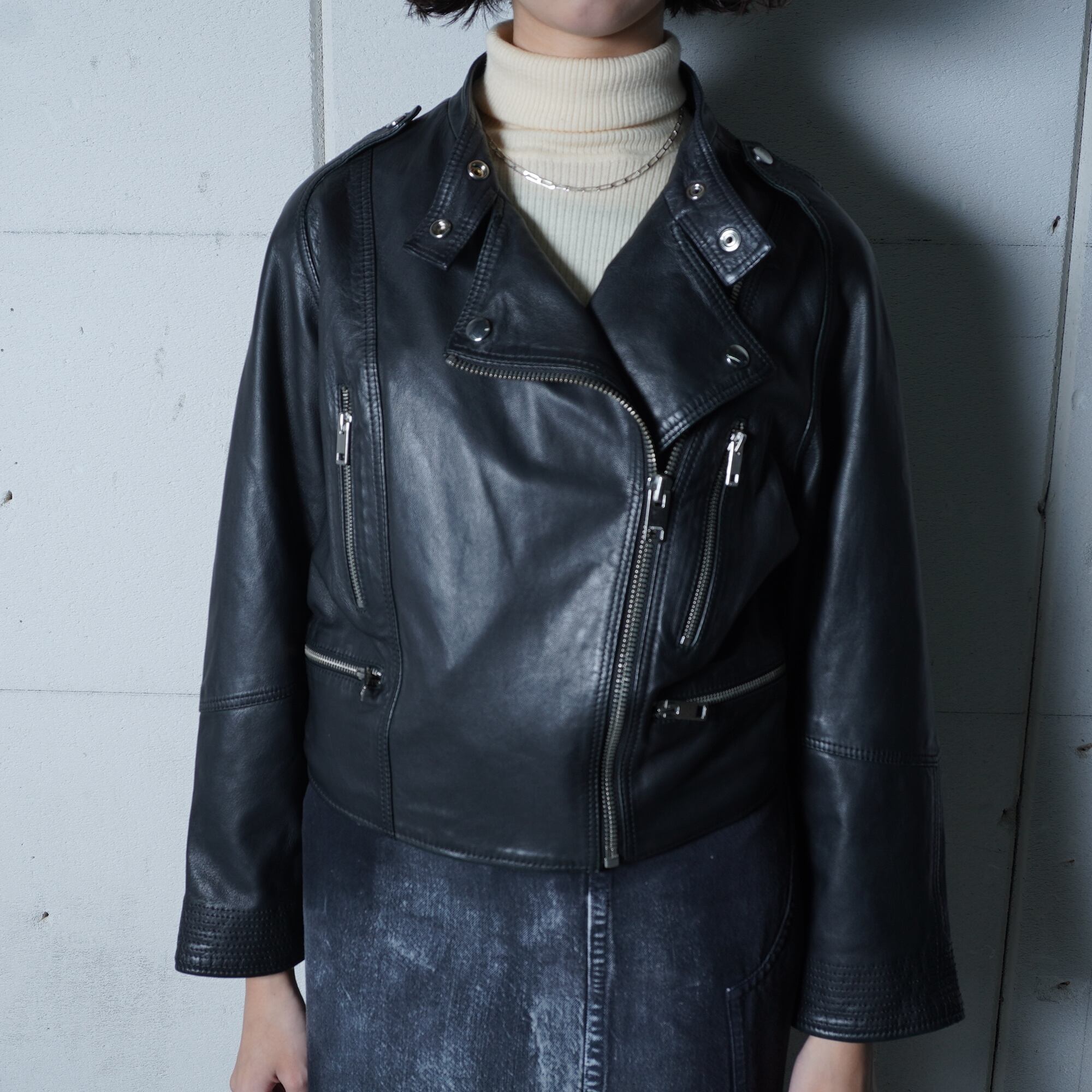 DIESEL | MIXHIVE