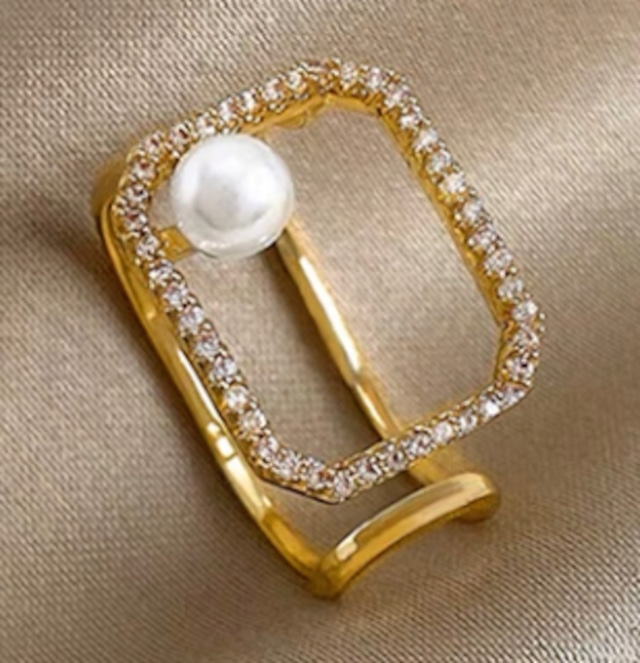 Pearl & CZdiamond circle Ring