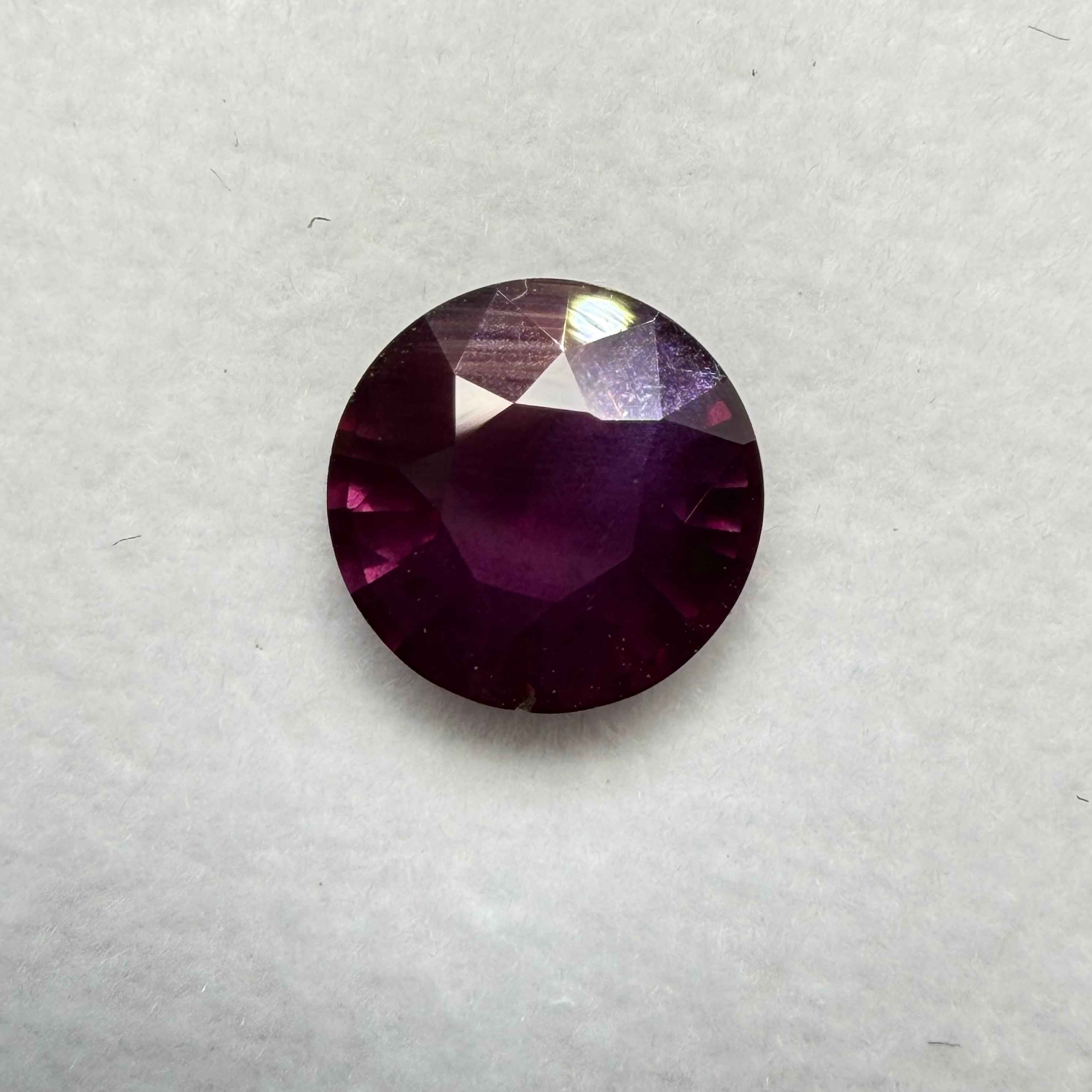 宇宙が見えるサファイア