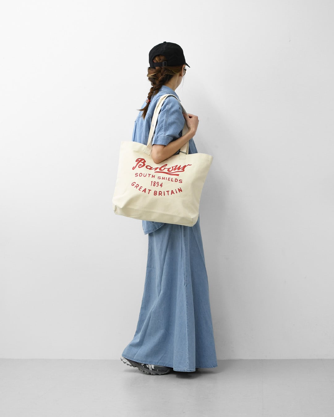 Barbour [バブアー] script tote bag [UBA0752] スクリプト ロゴトート