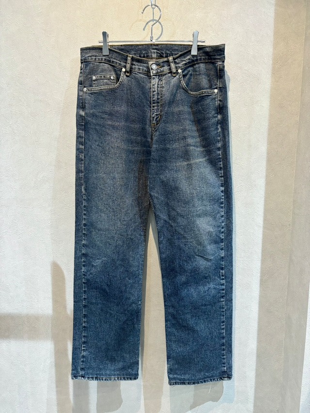 HUGO BOSSデニムパンツ