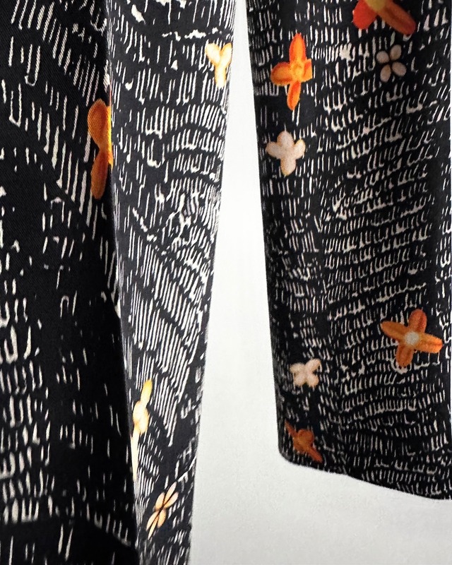 PRADA　FLORAL PRINT CROPPED PANTS