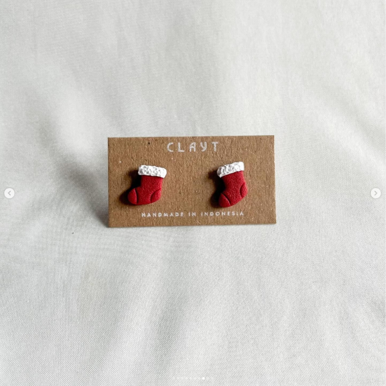 クリスマスモチーフスタッドピアス