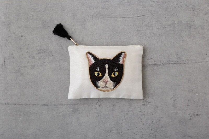 キャット刺繍フラットポーチ 17×13cm (3カラー)M42-1913