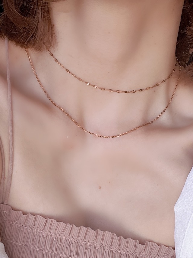 petal choker necklace