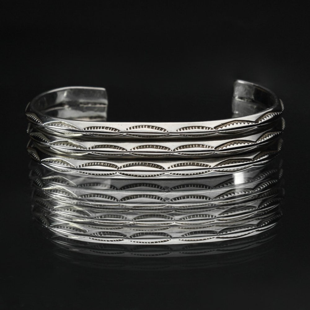Navajo Triangle Bangle Sterling T 美品 Navajo Triangle Bangle Sterling T 美品 Navajo Triangle Bangle