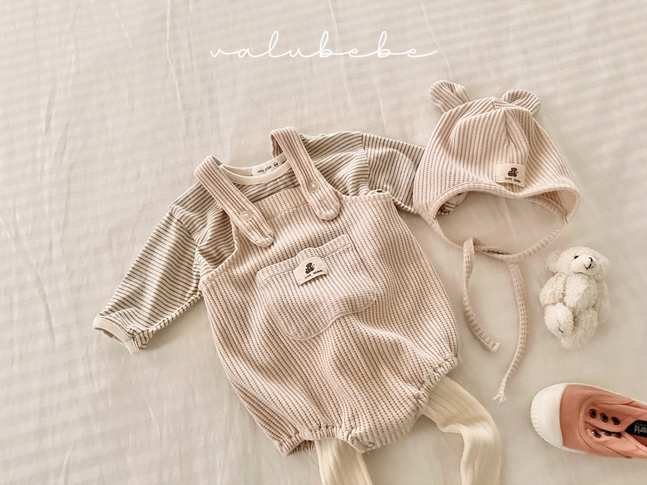 Valubebe 26/AP (Baby) Waffle Bear Bonnet Hat