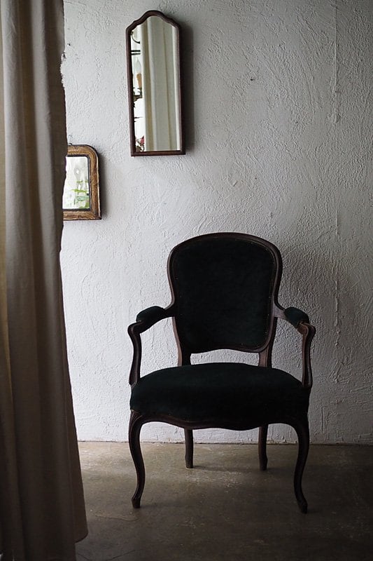 深いグリーンモケット張り 肘掛け椅子-antique french arm chair