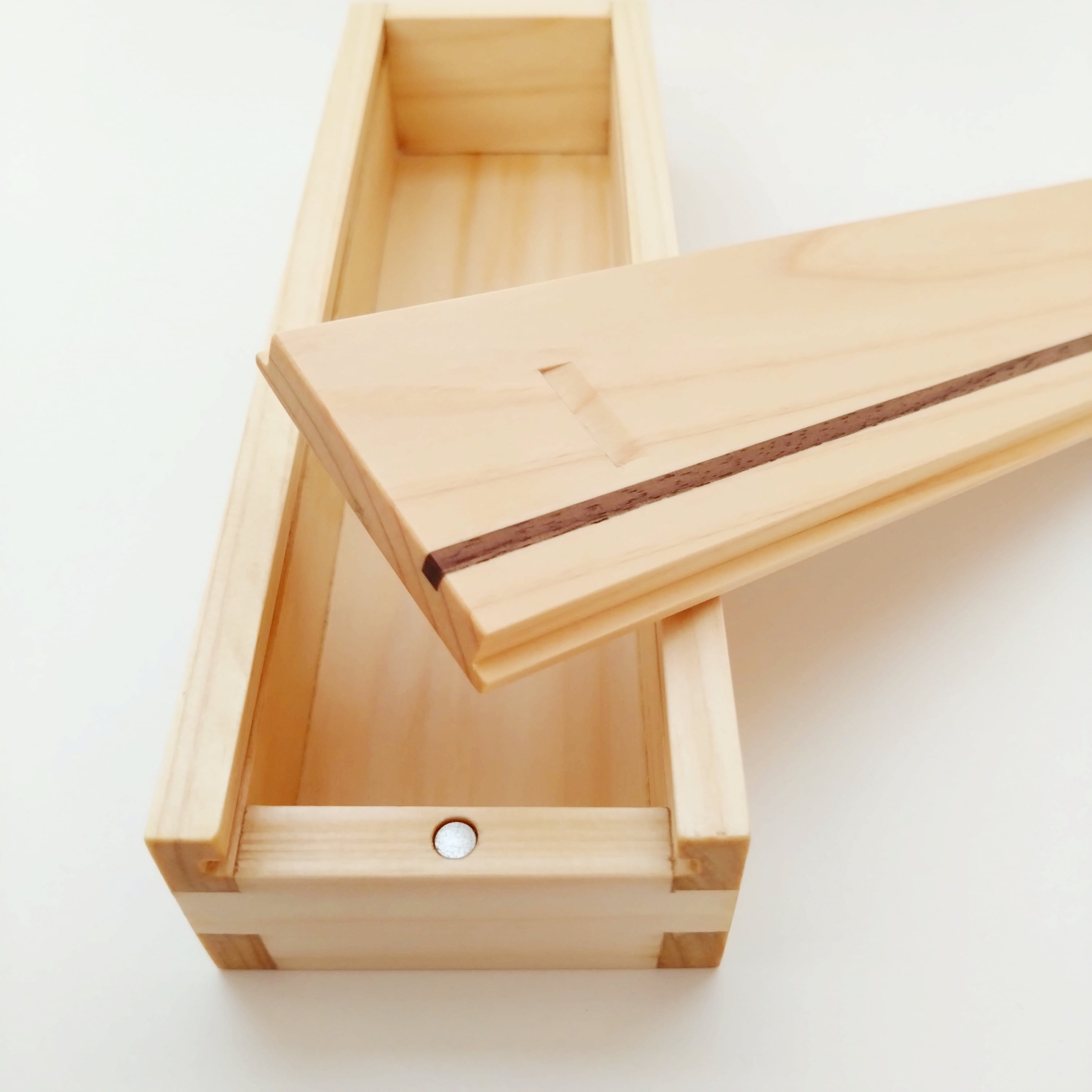 総無垢ペンケース(筆箱) ｜ 檜［ひのき］ | MIYABI WOODWORKS（ミヤビ