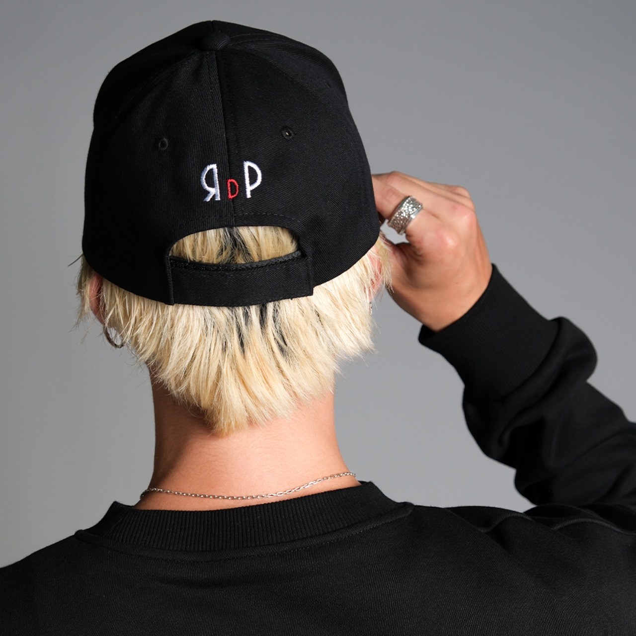 ベーマーク刺繍キャップ