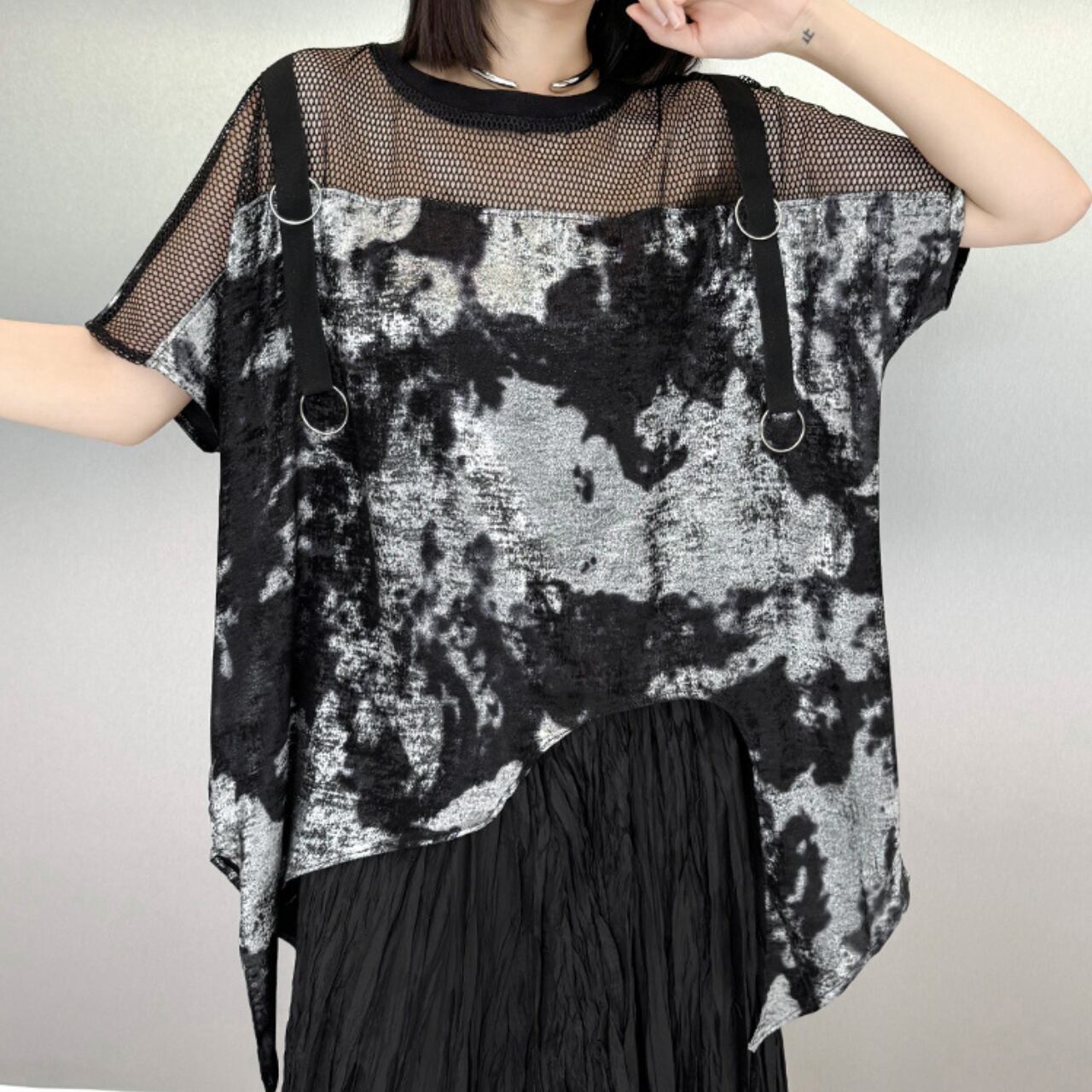 グリッドスプライシングアシンメトリルーズTシャツ R0325