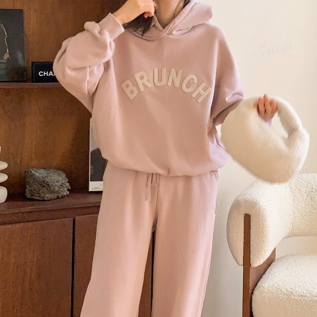 【即納】Y-5093　2026秋新作♡【上下セット】BRUNCHパッチ刺繍ロゴフーディーセットアップ　ピンク　0915