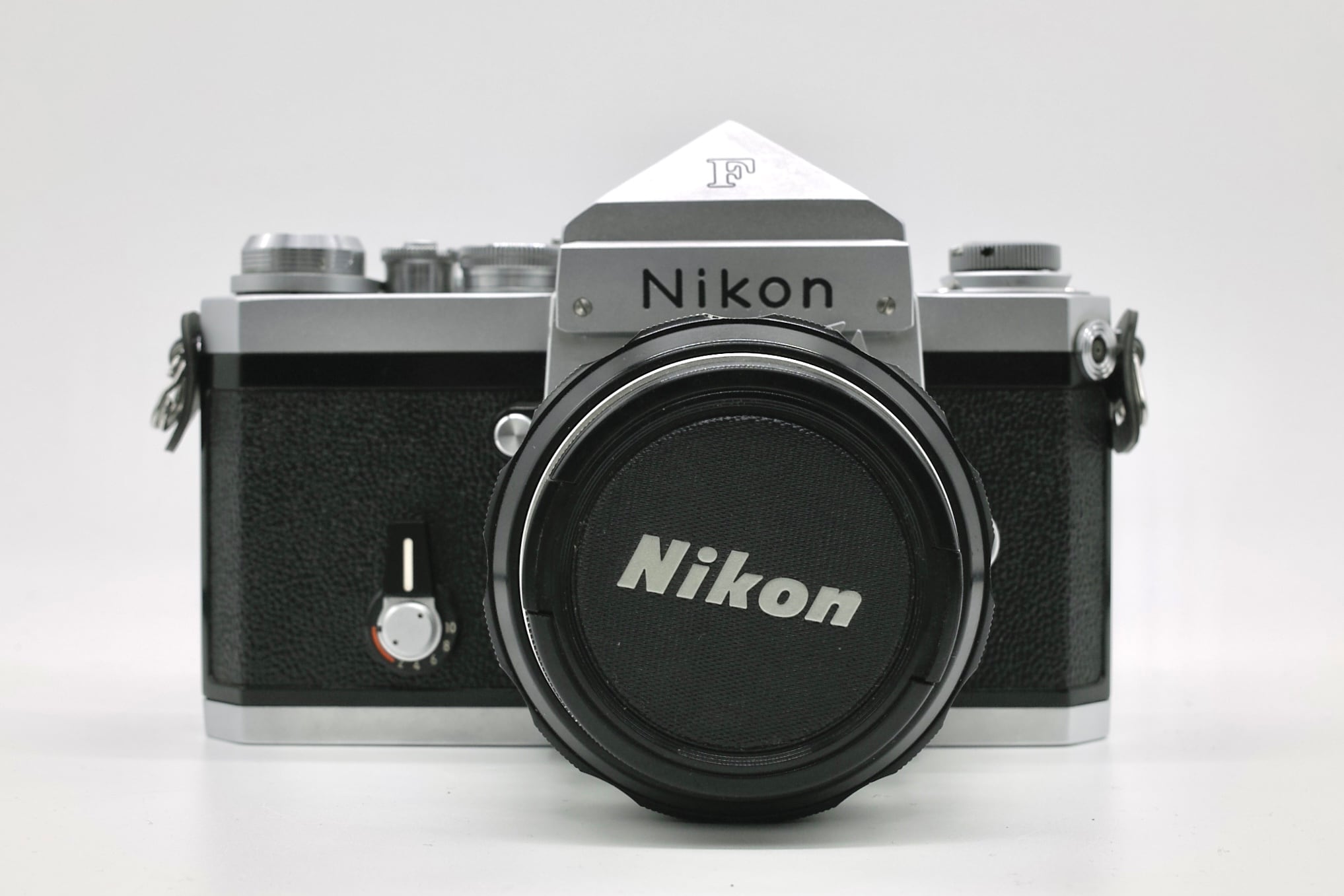 Nikon F アイレベル後期型 + NIKKOR-S Auto 50mm F1.4