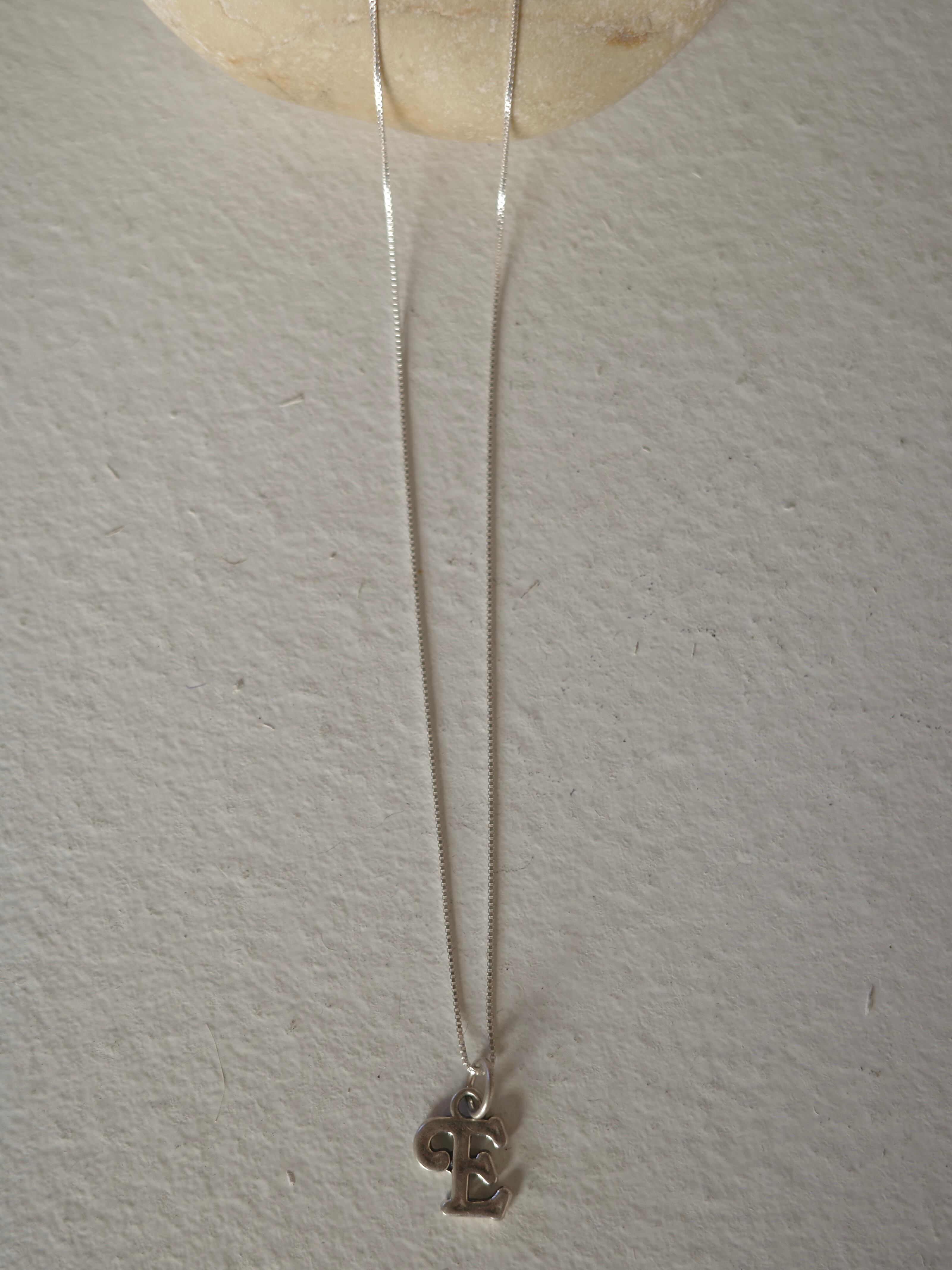 <vintage silver925>initial “E” necklace