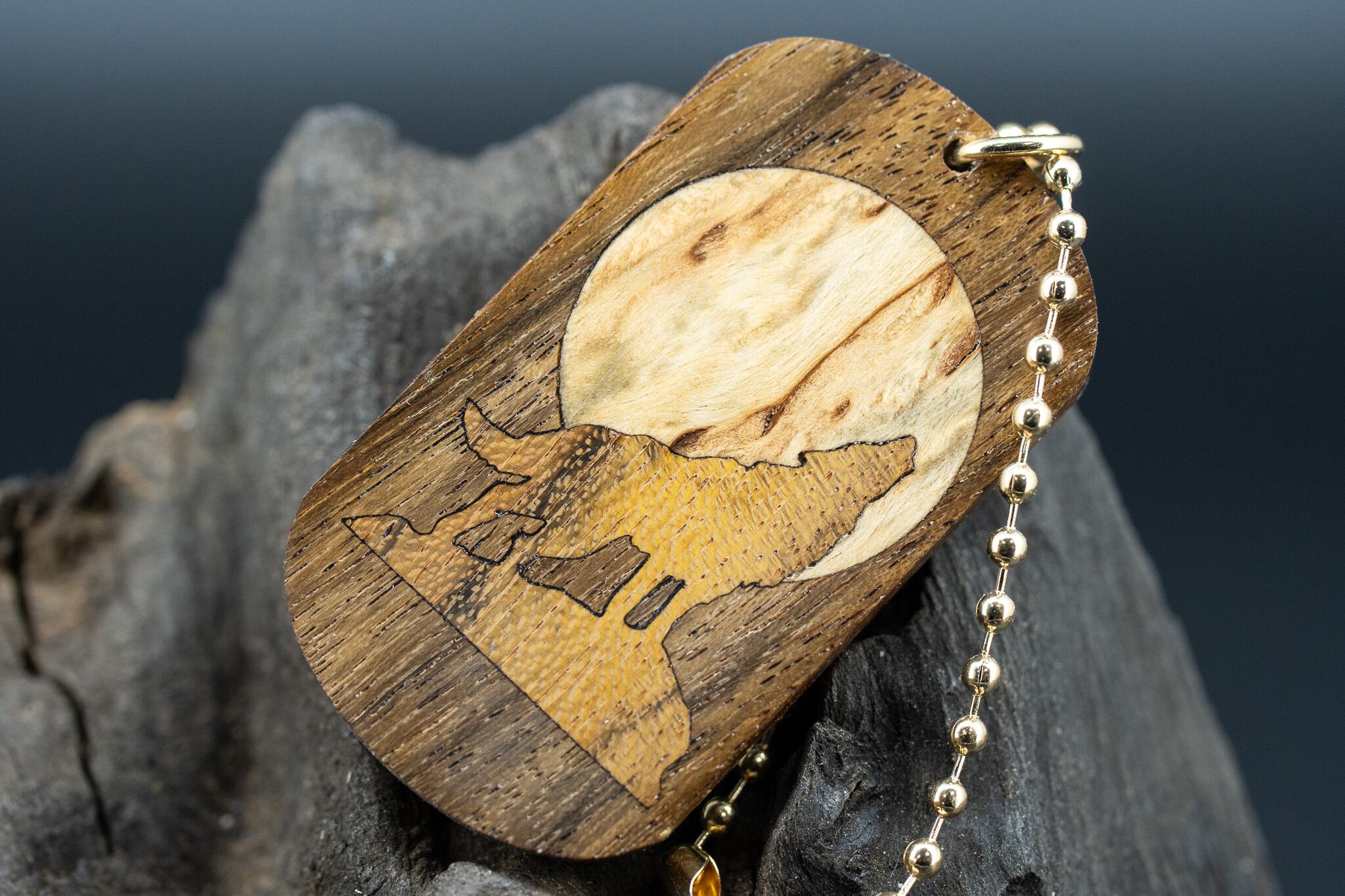 【シャビ―なトーンウッド】 オバンコール ドッグタグ 象嵌 月と狼