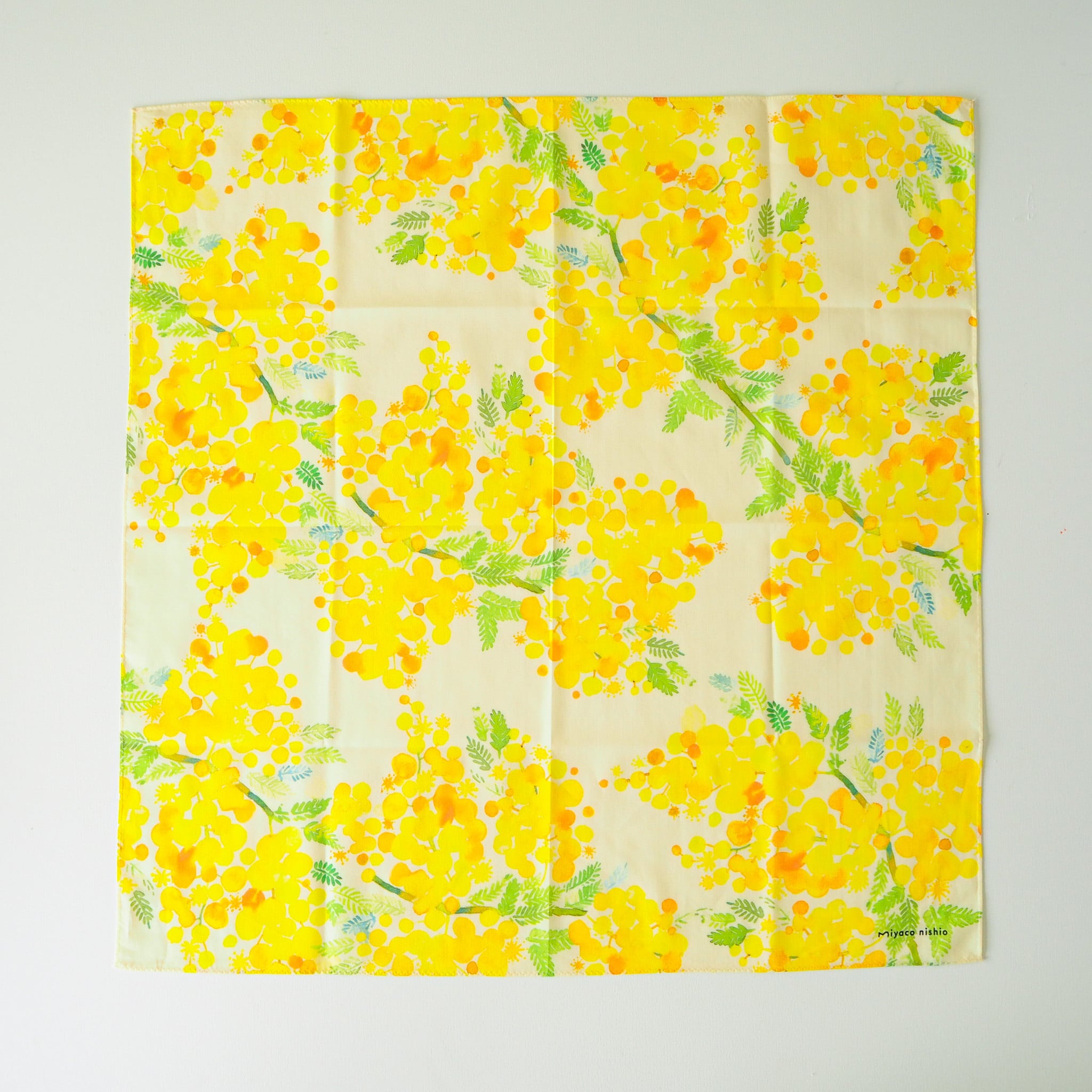 スカーフにもなるハンカチ「ミモザ」 | miyaco nishio ｜ オンライン