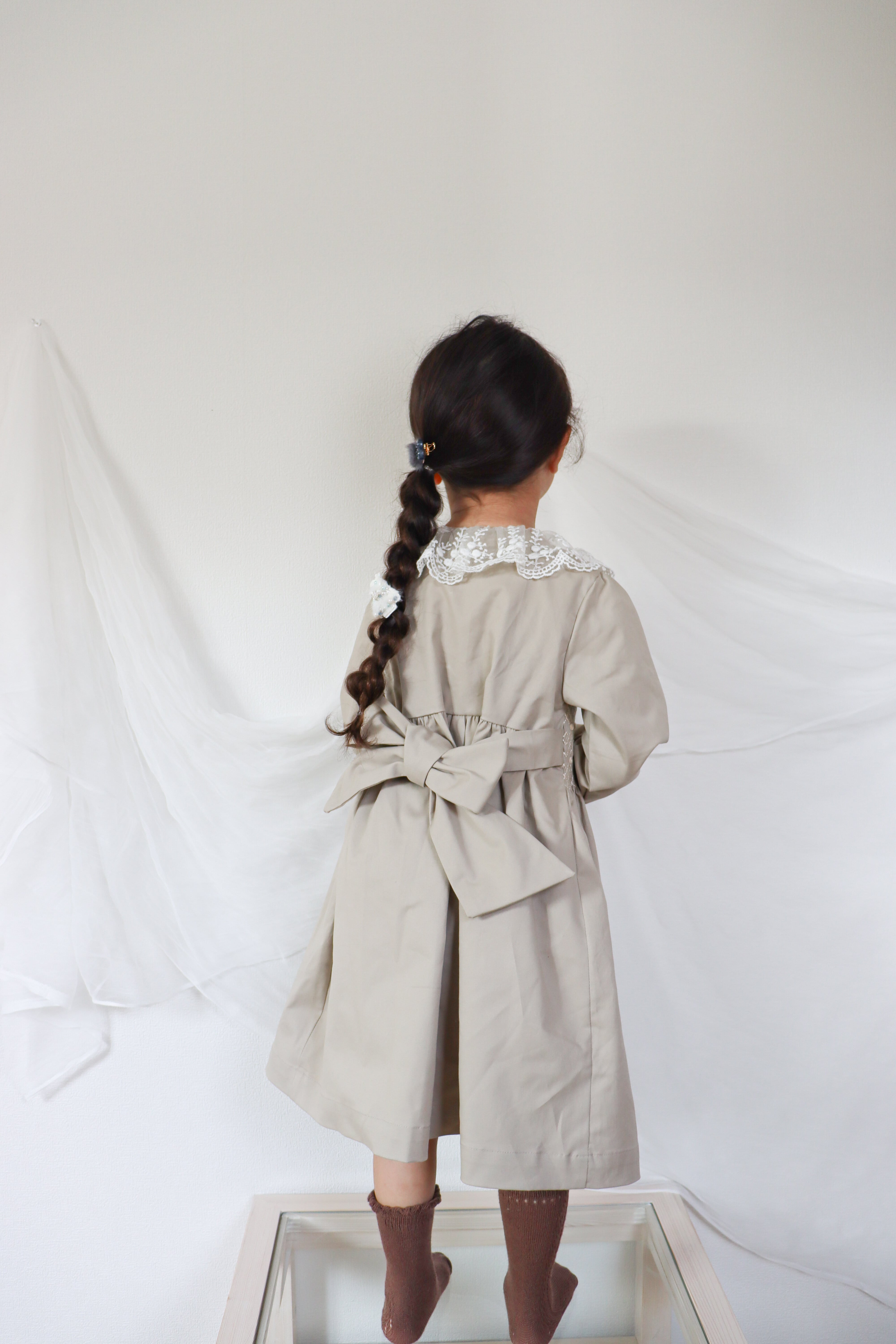 140あり/カーキベージュ スモッキング コート ワンピース | Heart