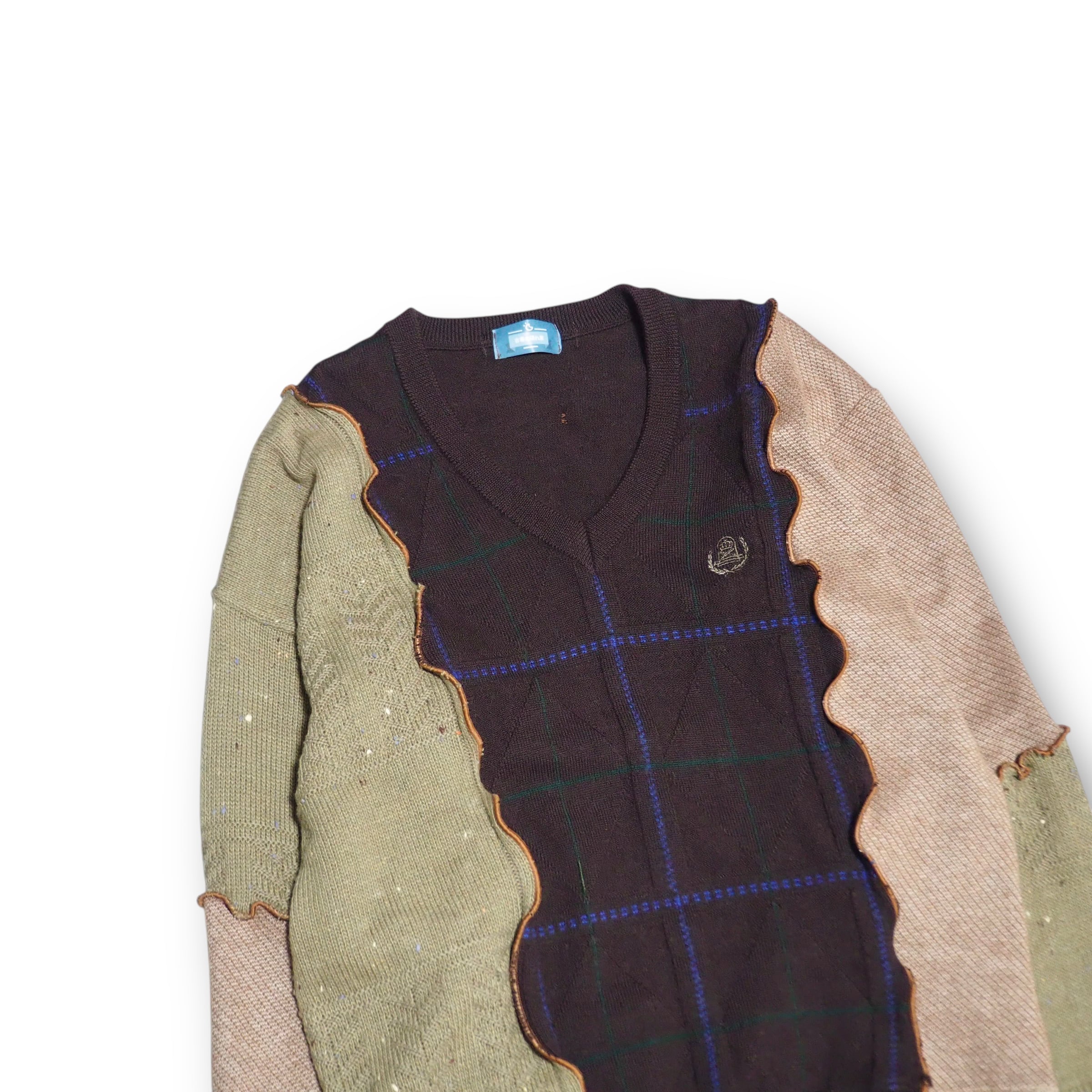 【REMAKE】ドッキングVネックニット