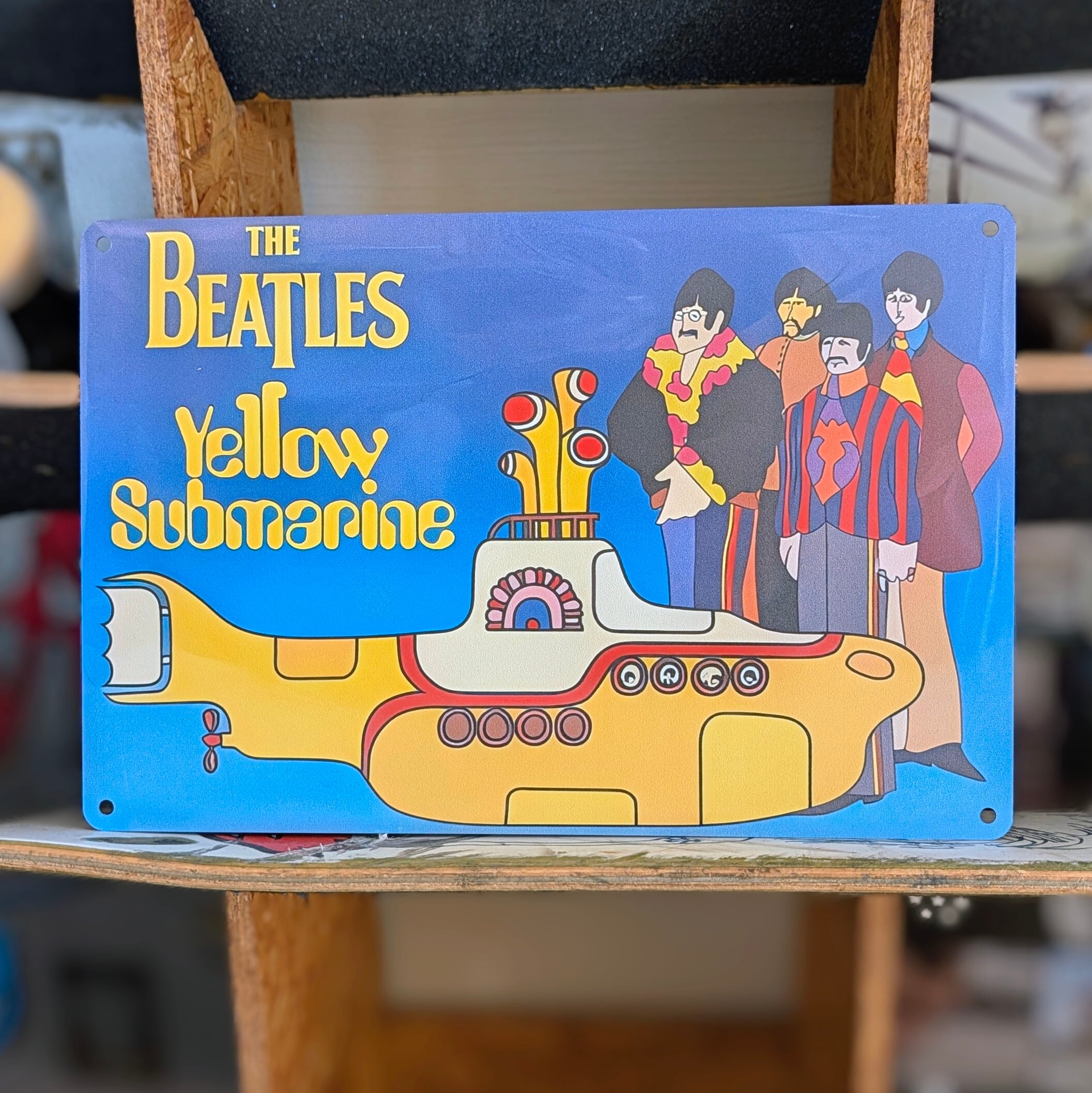 送料無料!ちょうどいいブリキ看板 【 The Beatles ( ビートルズ ) 】『 Yellow Submarine イエロー・サブマリン 』 METAL SIGN / メタルサイン / ブリキ看板 / サインボード / ビンテージ加工〚アメリカン雑貨 アメトイ〛