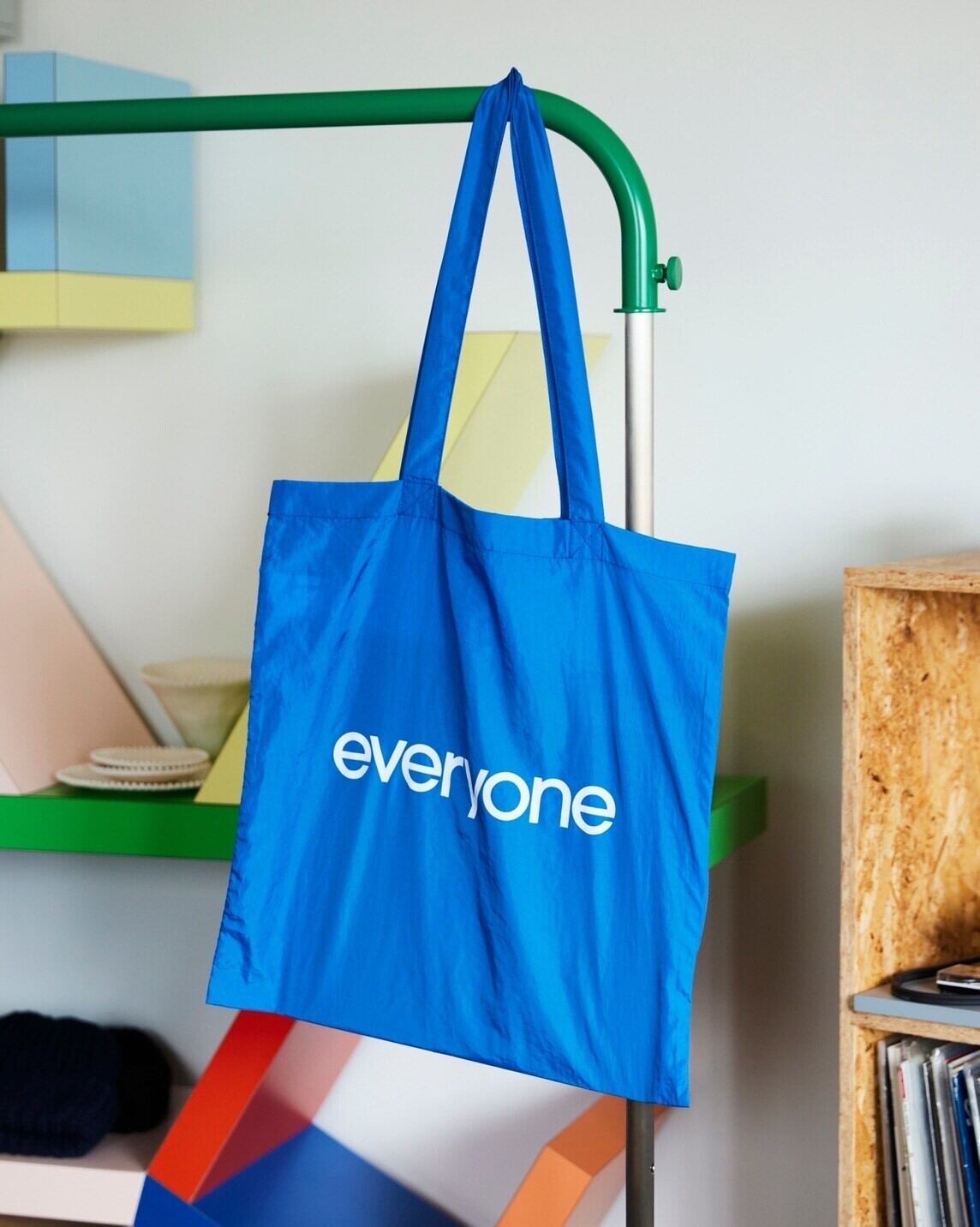 everyone nylon logo tote bag  NAVY ennoy