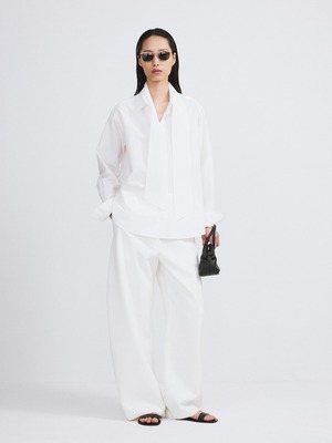 [RECTO][WOMEN] DETACHABLE SCARF COTTON SHIRT (OFF WHITE) 正規品 韓国ブランド 韓国通販 韓国代行 韓国ファッション レクト 日本 店舗
