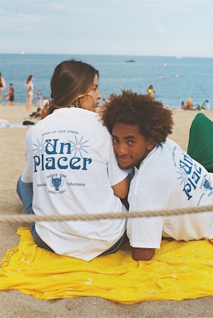 "Un Placer" Limited T-Shirt