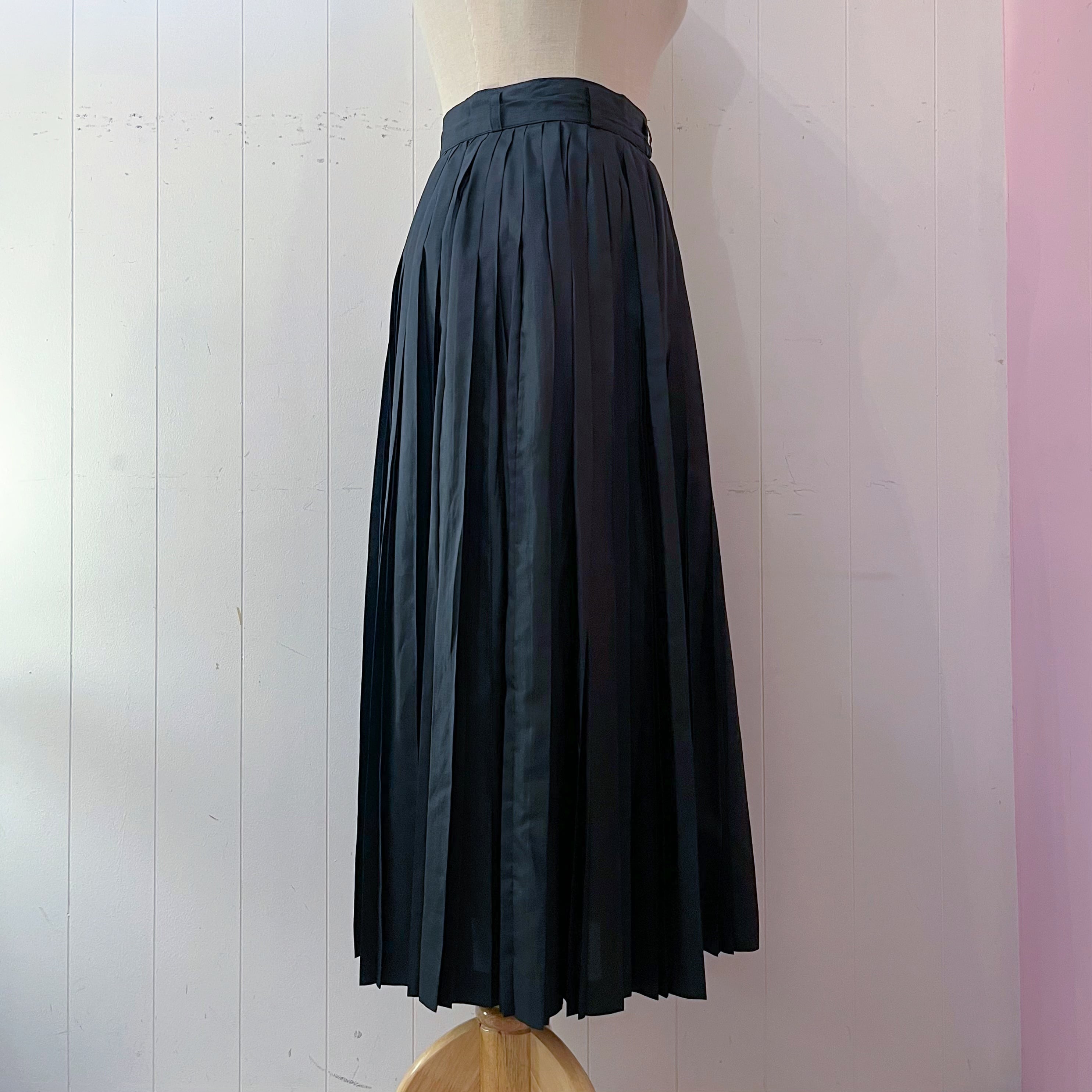 black crisp polyester pleats skirt