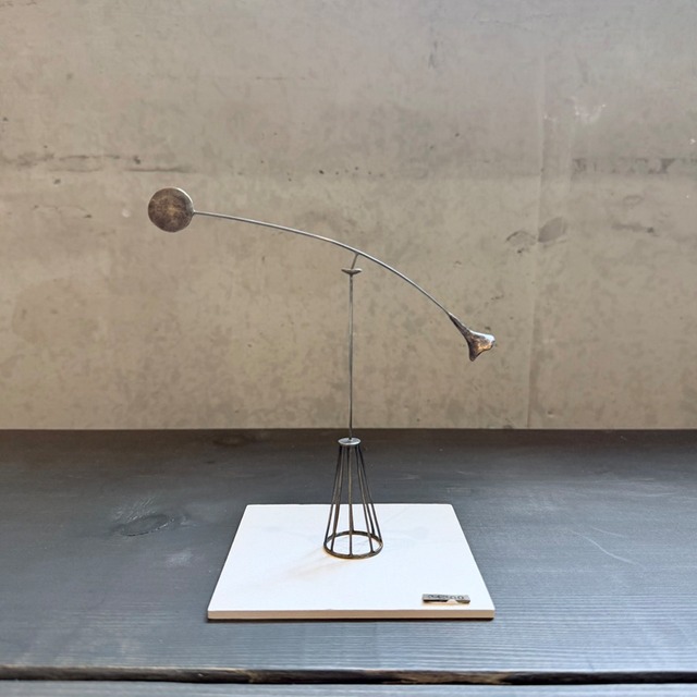 Swinging Parts Balancing Object