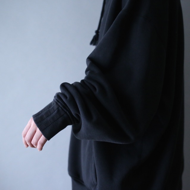 "adidas" XXL over silhouette black one-tone sweat parka