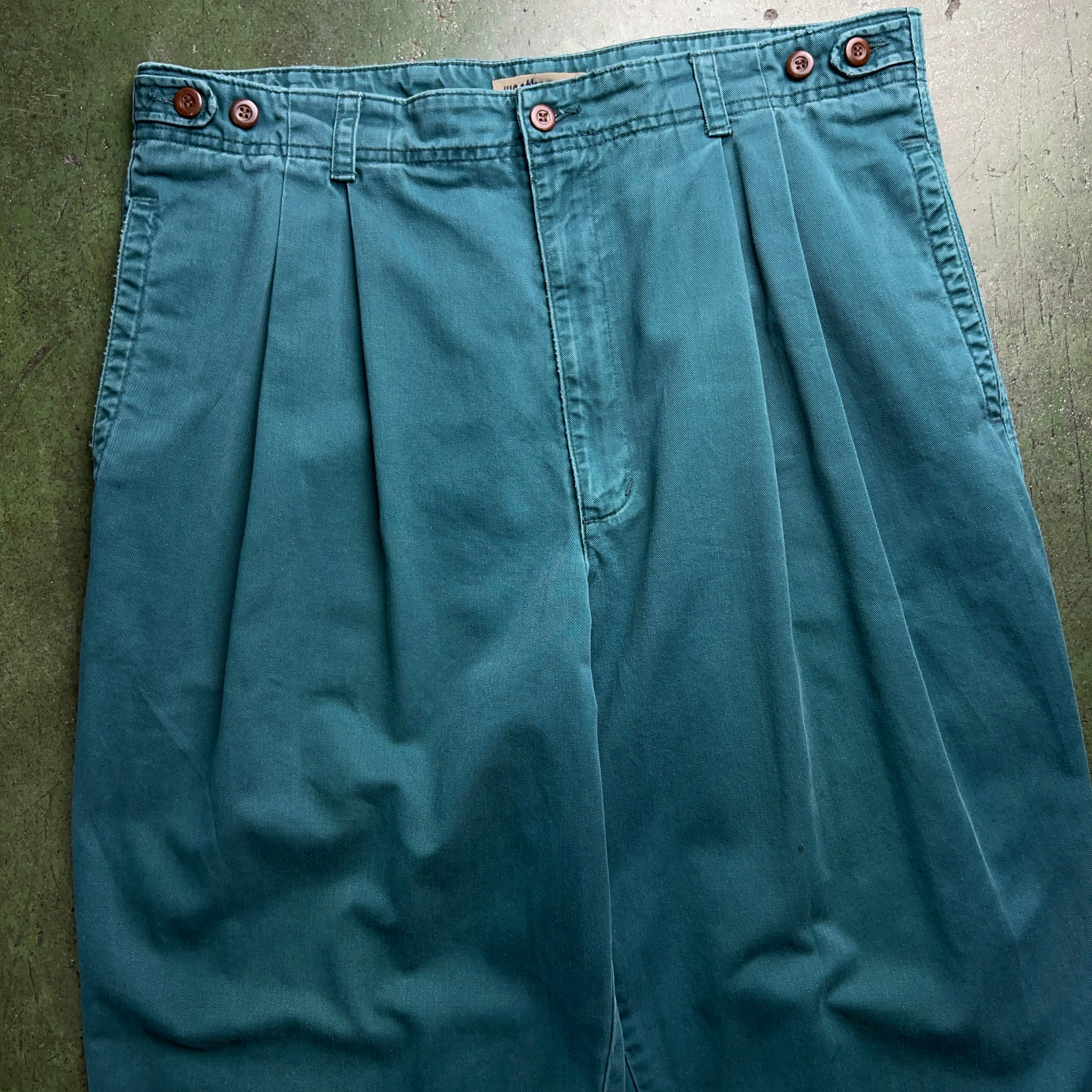 90's Levi's Dockers 2tuck Chino Pants W36 GREEN 90年代 90's Levi's Dockers 2tuck Chino Pants W36 GREEN 90年代