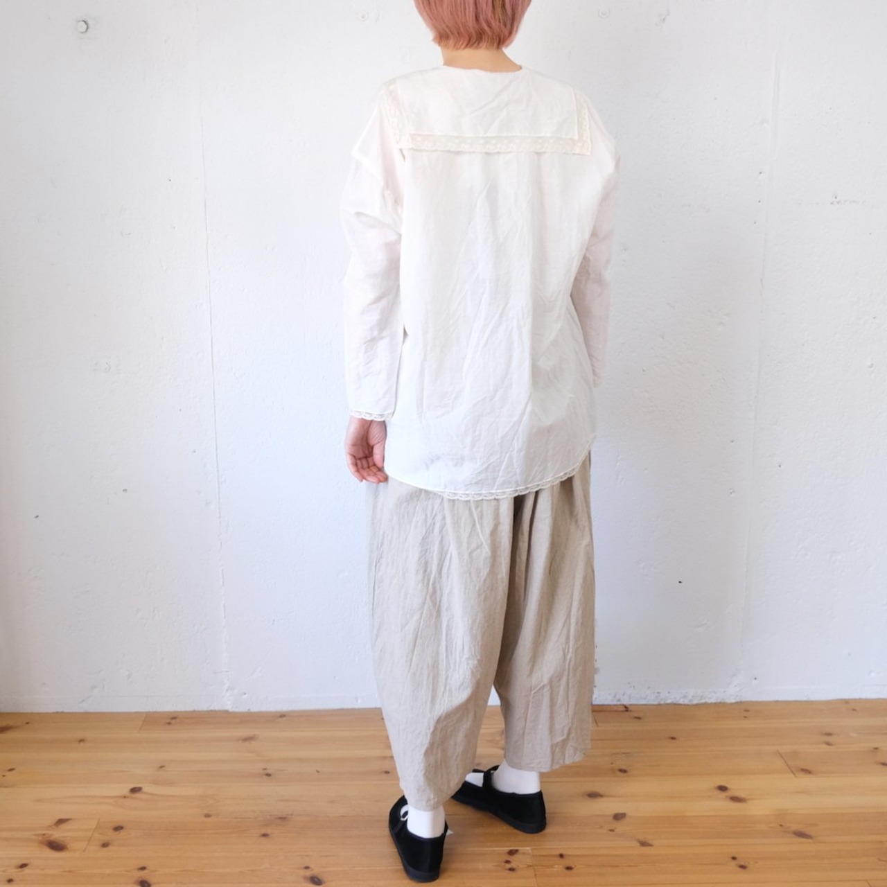 [2026春夏 再入荷]TOWAVASE(トワヴァーズ）Leavers blouse コットンリネン セーラーカラーブラウス/ white