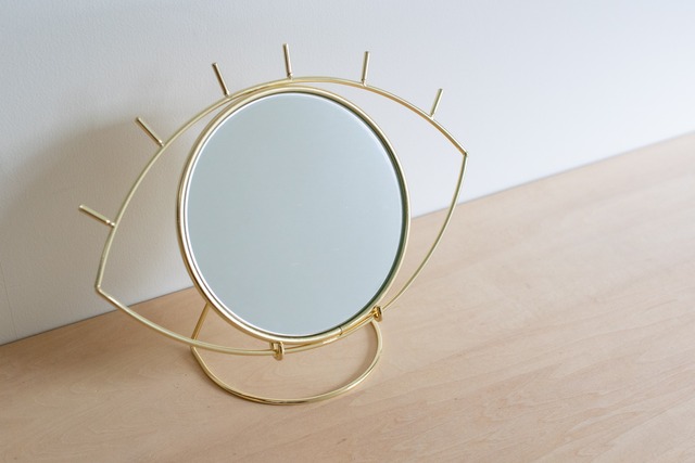 Cyclops Table Mirror