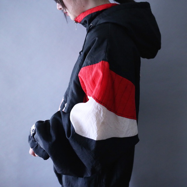 "STARTER×BULLS" over silhouette good coloring anorak parka