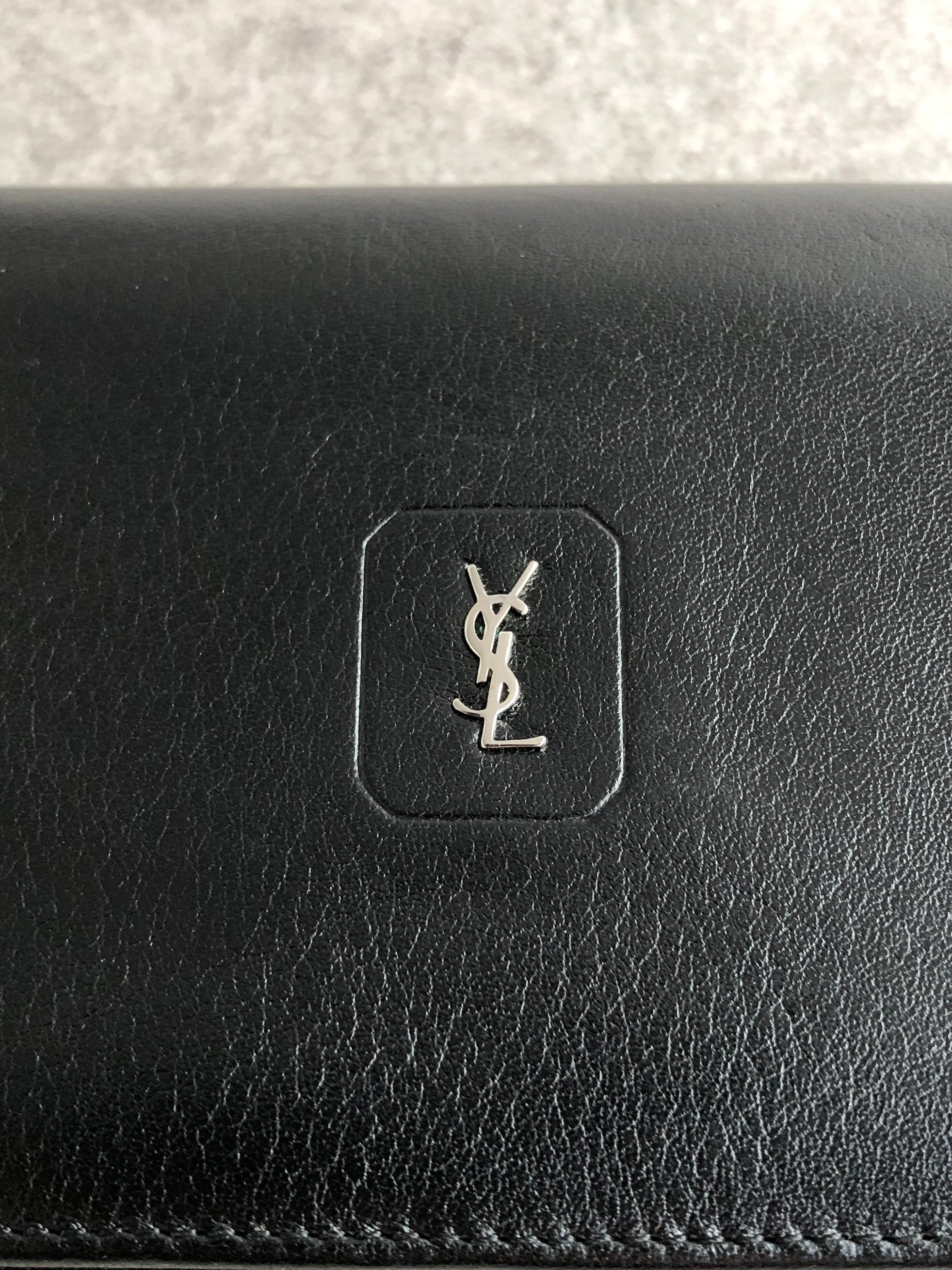 Yves Saint Laurent イヴ・サンローラン 財布 ブラック YSL レザー 2