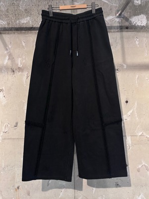 【25SS】 FENG CHEN WANG(フェンチェンワン) / FUS19TR03 / WASHED DECONSTRUCTION SWEATPANTS / スウェットパンツ