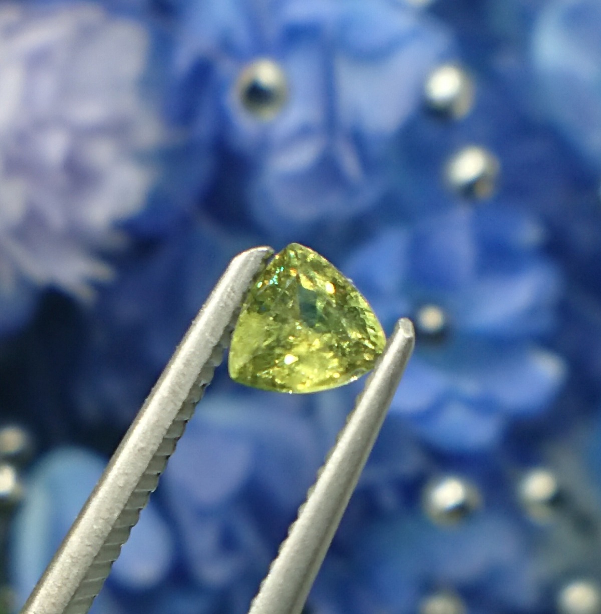 天然デマントイドガーネット 0.5ct ナミビア産【954】宝石 ルース 