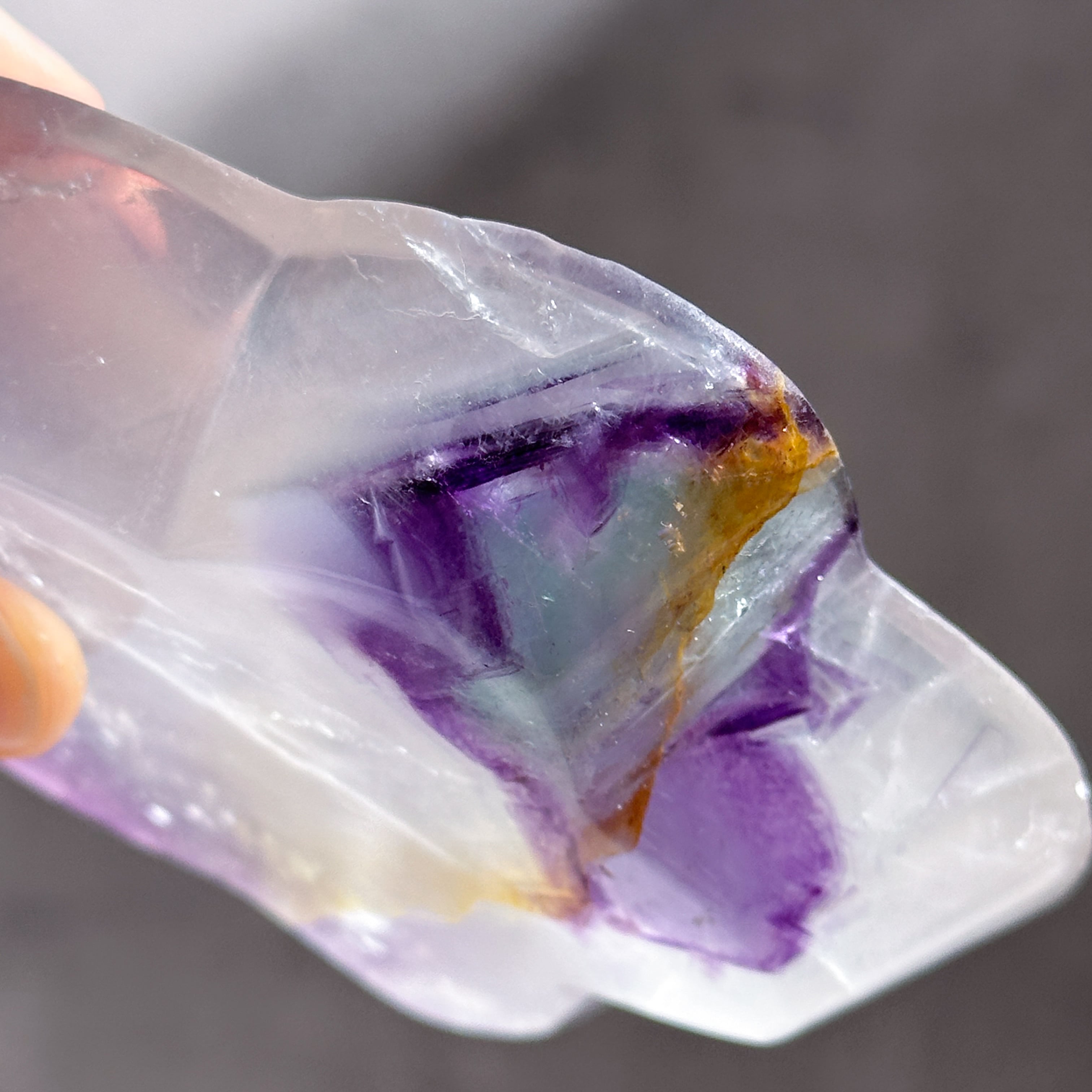 レインボーフローライト花型のうつわ03◇ RainbowFluorite ◇天然石