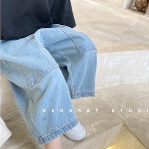 〈90-130size〉カジュアルジーンズ